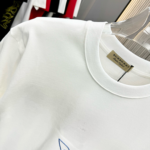 バーバリークルーネック半袖Tシャツ