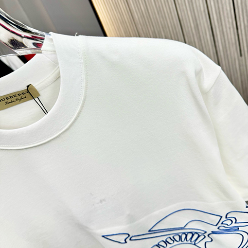 バーバリークルーネック半袖Tシャツ