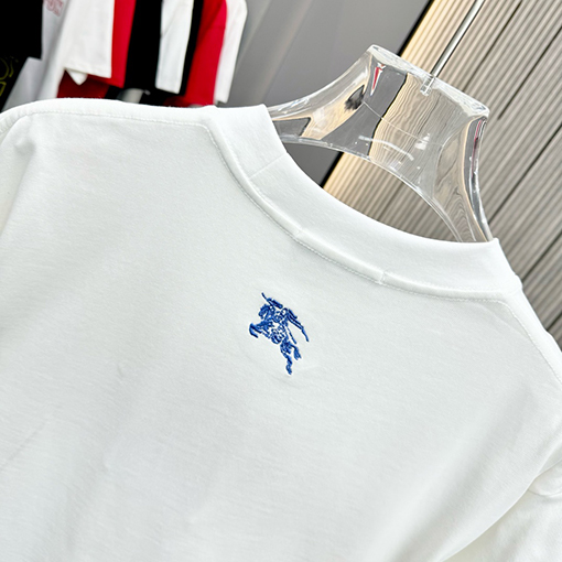 バーバリークルーネック半袖Tシャツ