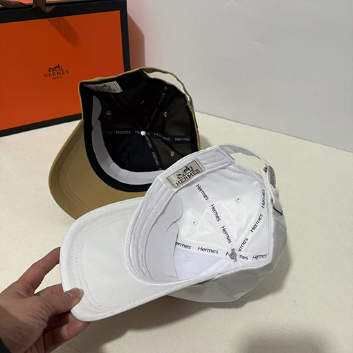 エルメス 限定 刺繍入り ベースボールキャップ