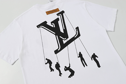 ルイヴィトンスーパーコピー25SS 新作 小さな飛行機プリント 半袖Tシャツ