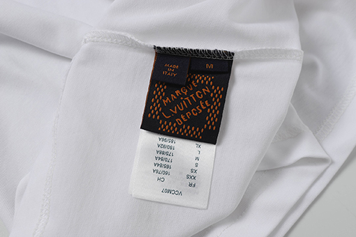 ルイヴィトンスーパーコピー25SS 新作 小さな飛行機プリント 半袖Tシャツ