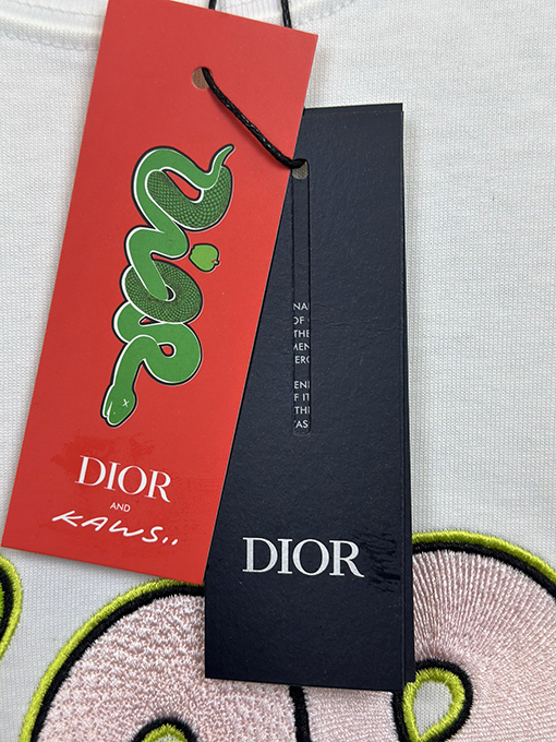ディオールコピー金の蛇デザイン 幸運を呼ぶ 半袖Tシャツ