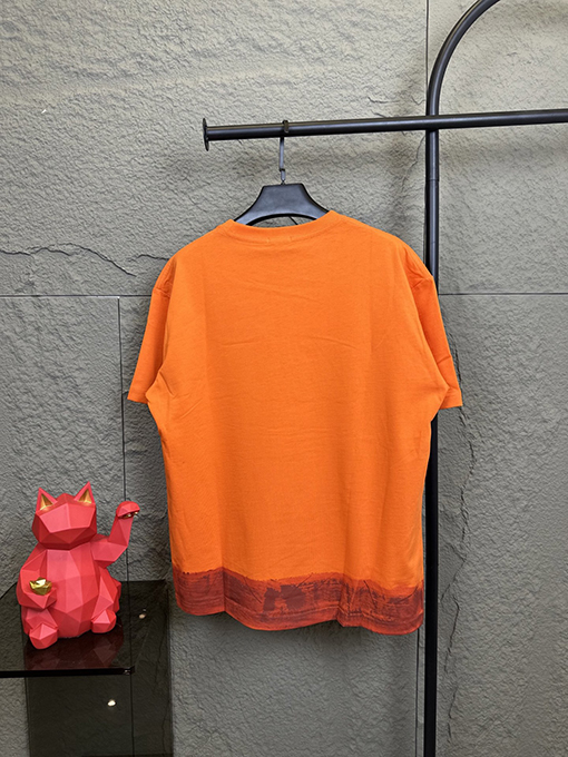 ディオールコピー金の蛇デザイン 幸運を呼ぶ 半袖Tシャツ