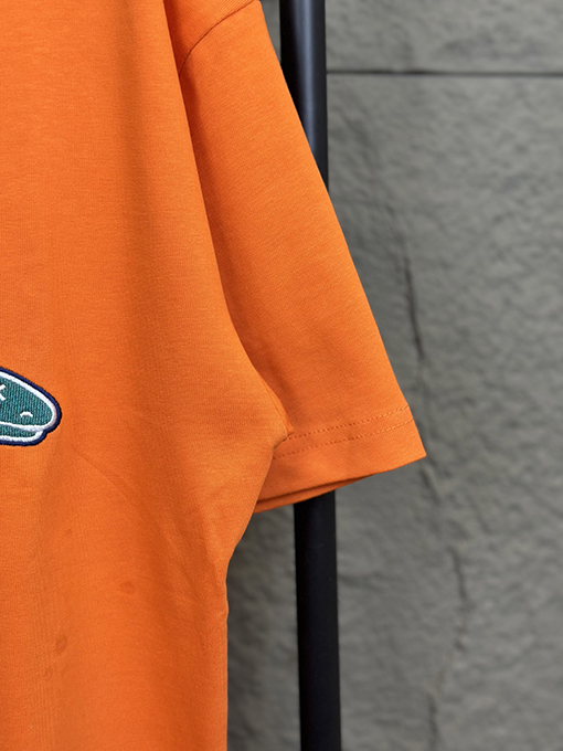 ディオールコピー金の蛇デザイン 幸運を呼ぶ 半袖Tシャツ
