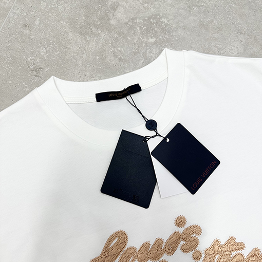ルイヴィトン刺繍アルファベットロゴ 半袖Tシャツ
