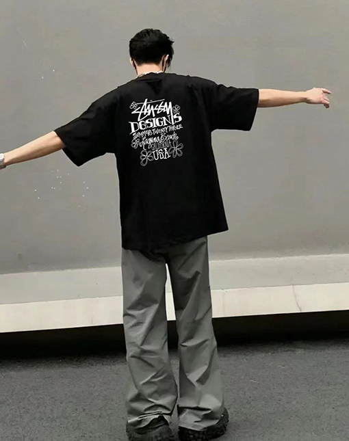 ステューシーフラワーレター クルーネック 半袖Tシャツ