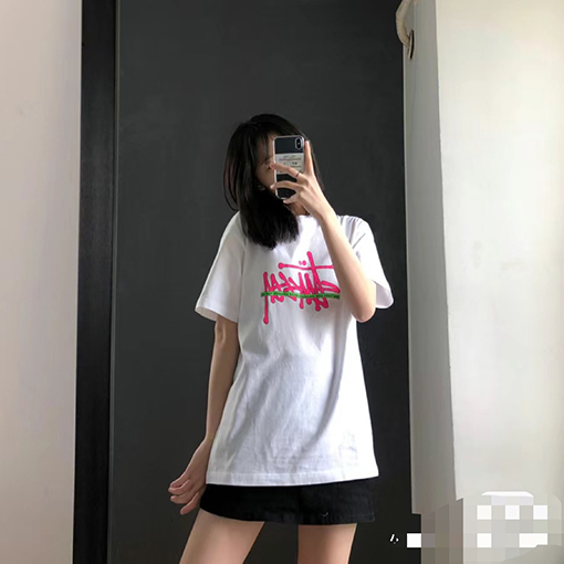 ステューシーコピー新作 Tシャツ