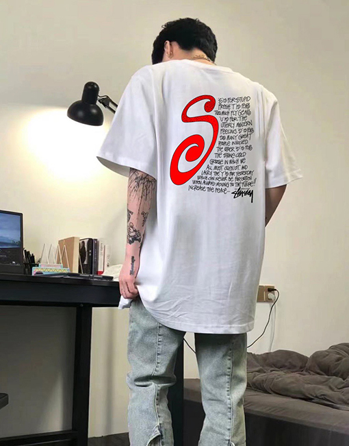 ステューシースポーティーで強靭なタフギア 半袖Tシャツ