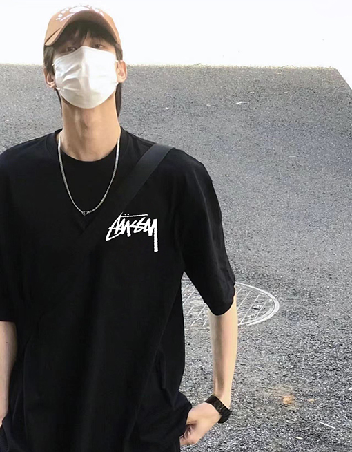 ステューシースポーティーで強靭なタフギア 半袖Tシャツ