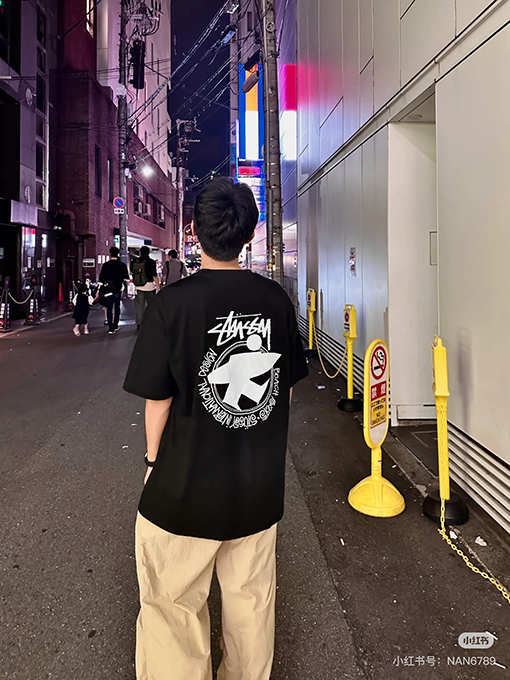 ステューシースーパーコピーバックプリント半袖Tシャツ