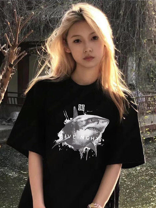 ジバンシイ ストリートトレンド 大きなサメプリント半袖Tシャツ