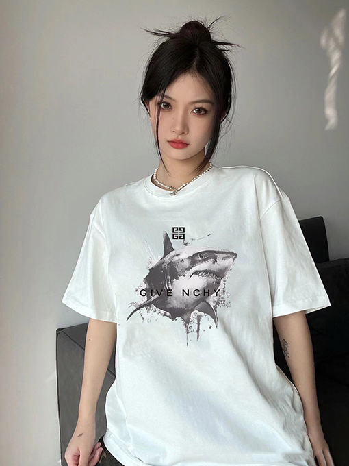ジバンシイ ストリートトレンド 大きなサメプリント半袖Tシャツ