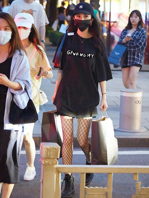 ジバンシイ 限定ルーズフィットカップル用クルーネックTシャツ