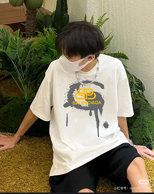 バレンシアガアイランドポストカードプリント ユニセックス半袖Tシャツ
