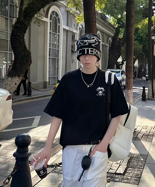 ステューシーホワイトスカルロゴプリントカップル用クルーネック半袖Tシャツ