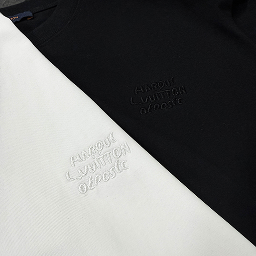 ルイヴィトンフロント刺繍半袖Tシャツ