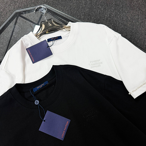 ルイヴィトンフロント刺繍半袖Tシャツ