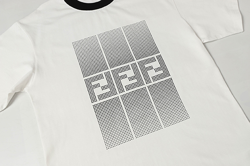 フェンディ25SS FFロゴプリント半袖Tシャツ