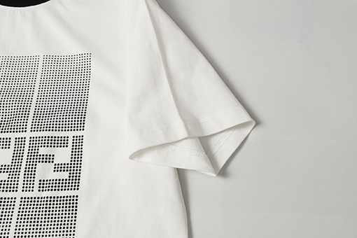 フェンディ25SS FFロゴプリント半袖Tシャツ