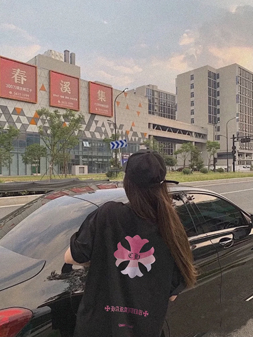 クロムハーツコピー にぴったりな半袖Tシャツ