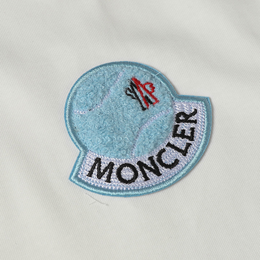 モンクレールコピータオル刺繍サインロゴ半袖Tシャツ