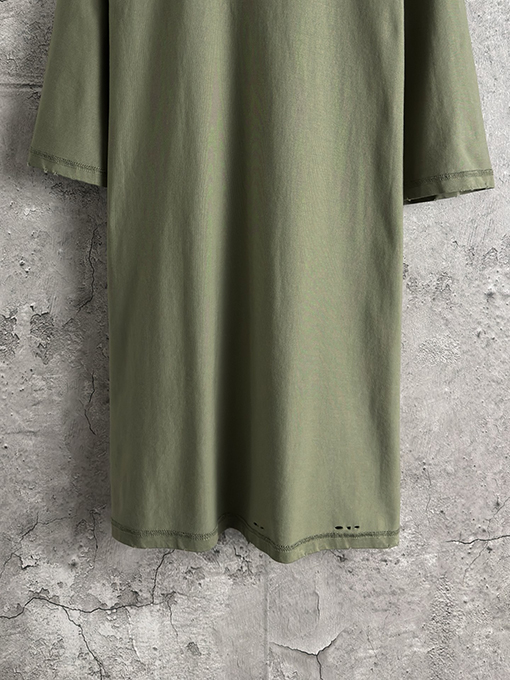バレンシアガワッペンロゴ刺繍ダメージ加工Tシャツ