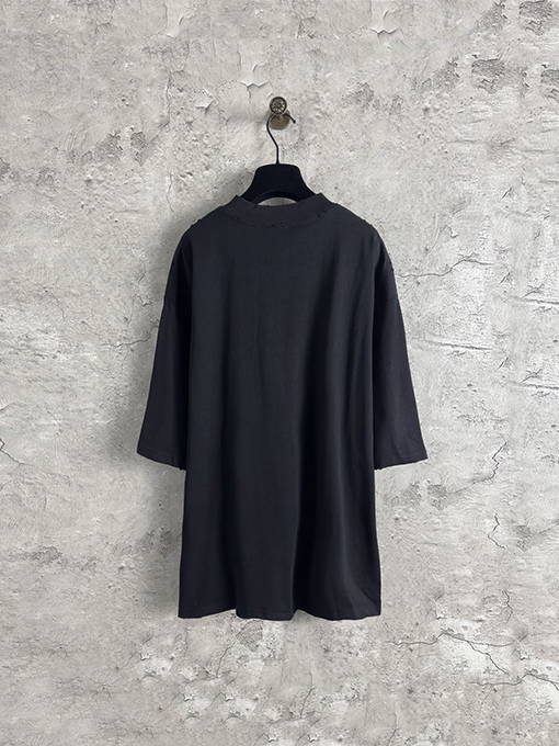 バレンシアガコピーIDカードデザインプリントTシャツ
