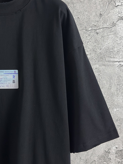 バレンシアガコピーIDカードデザインプリントTシャツ