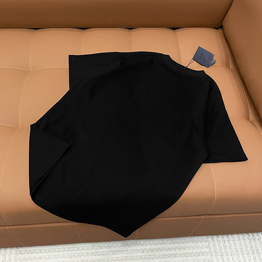 プラダロゴ字母入りクルーネックTシャツ