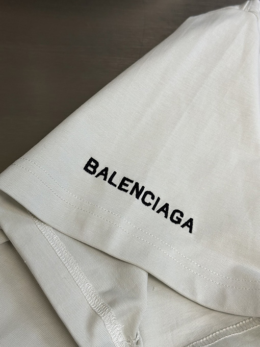 バレンシアガエイリアンプリント 半袖Tシャツ