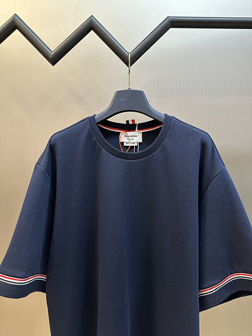 トムブラウンコピータグデザイン コットン半袖Tシャツ