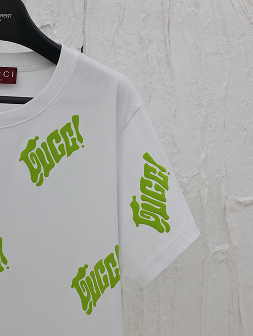 グッチロゴ入り半袖Tシャツ