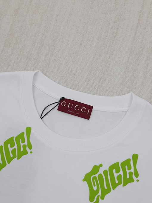 グッチロゴ入り半袖Tシャツ