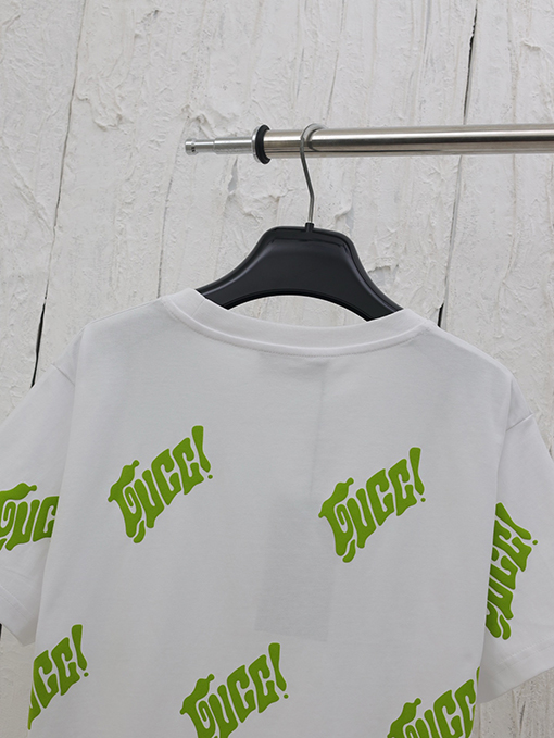 グッチロゴ入り半袖Tシャツ