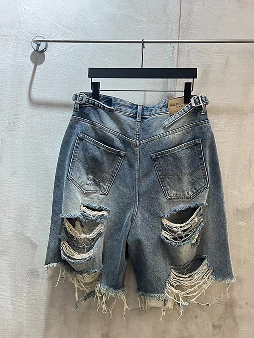 バレンシアガ新しい穴の開いたカジュアルなデニムパンツ