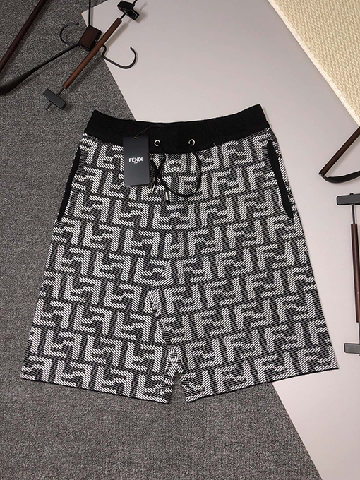 フェンディジャカードニットショートパンツ