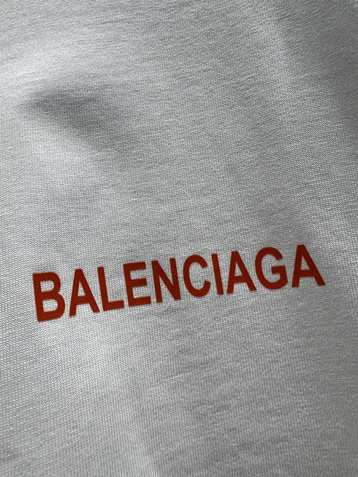 バレンシアガバイカラー英字ロゴ半袖Tシャツ