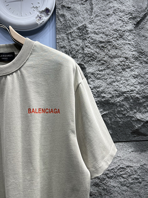 バレンシアガバイカラー英字ロゴ半袖Tシャツ