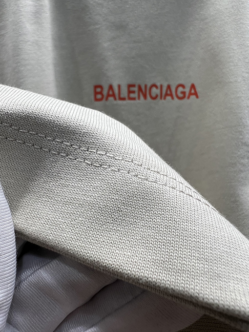 バレンシアガバイカラー英字ロゴ半袖Tシャツ