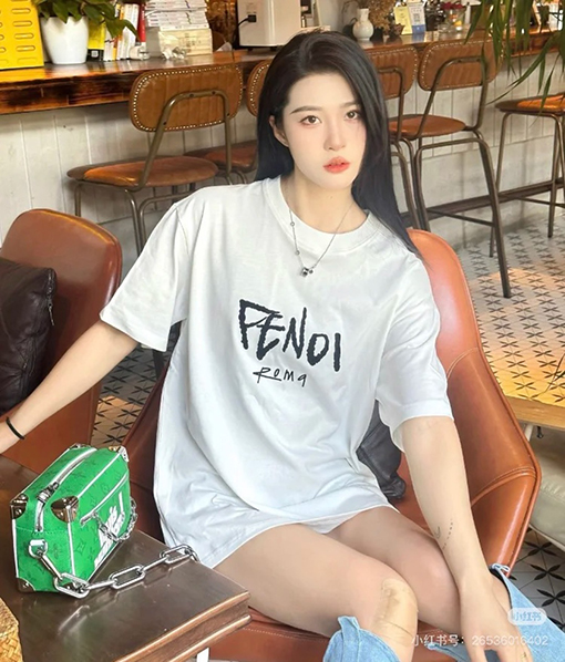 フェンディ フラッグテープデザイン半袖Tシャツ