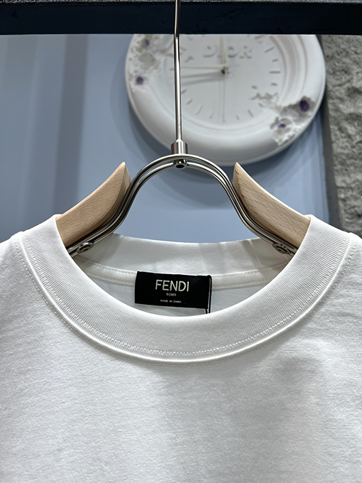フェンディ フラッグテープデザイン半袖Tシャツ