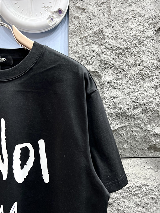 フェンディ フラッグテープデザイン半袖Tシャツ