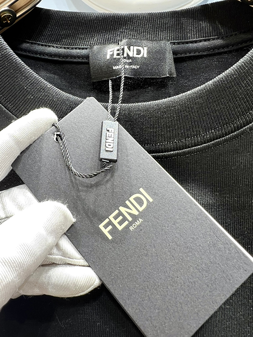フェンディ フラッグテープデザイン半袖Tシャツ