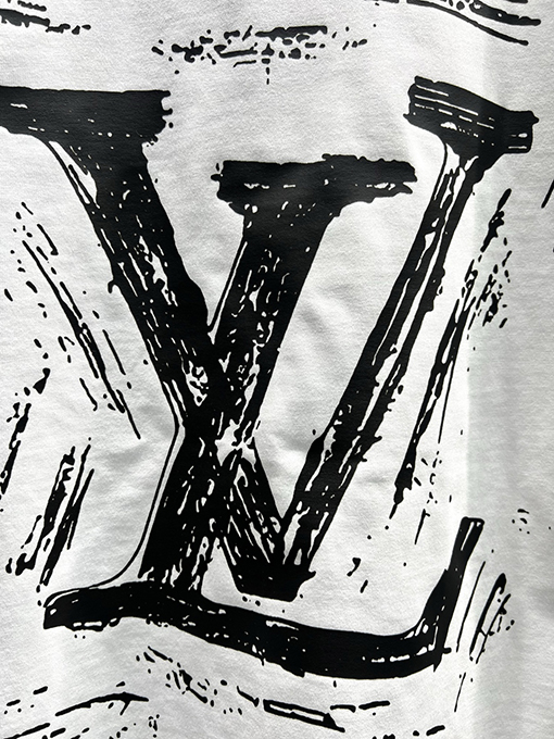 ルイヴィトン新しい文字プリントロゴ半袖Tシャツ