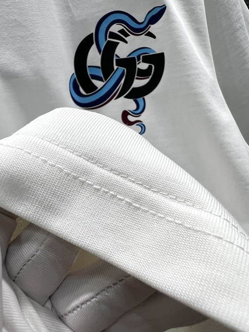 グッチスーパーコピー新しい限定半袖Tシャツ