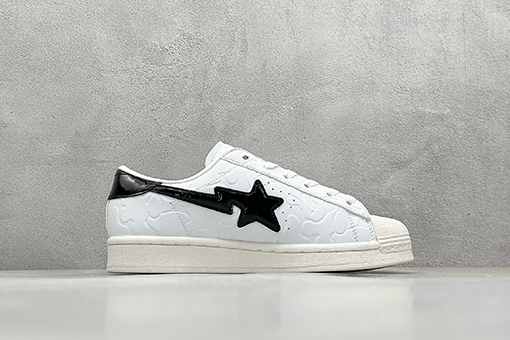 Bape x Adidas Superstar シェルトゥカジュアルスニーカー