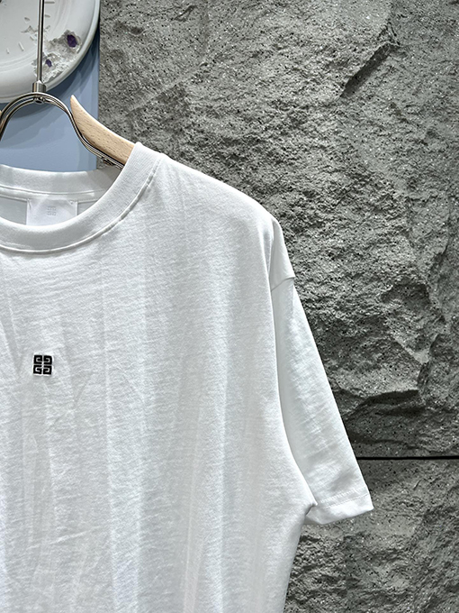 ジバンシイコピー新しい刺繍マイクロラベル半袖Tシャツ