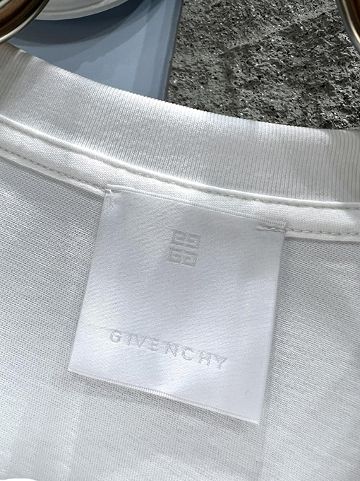 ジバンシイコピー新しい刺繍マイクロラベル半袖Tシャツ