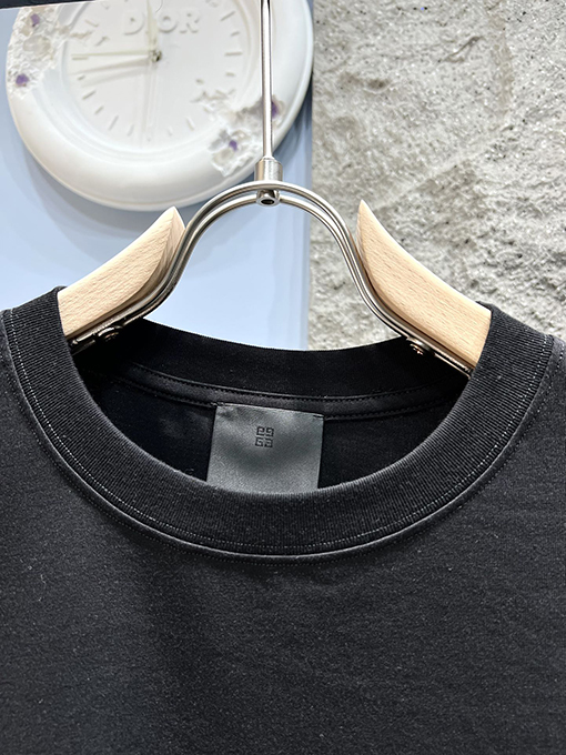 ジバンシイコピー新しい刺繍マイクロラベル半袖Tシャツ